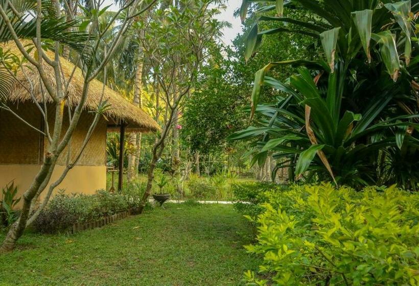 酒店 Lendang Eco Lodge