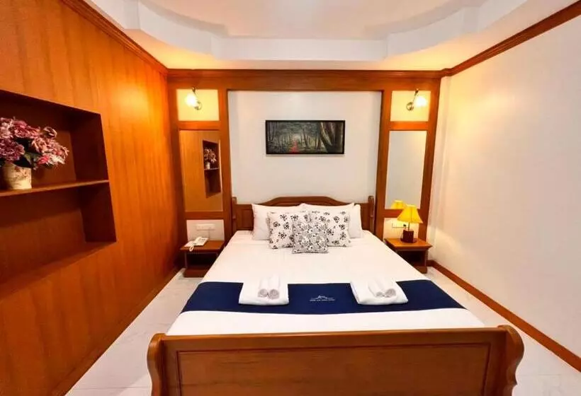 Huen Him Kong Hotel Phrae