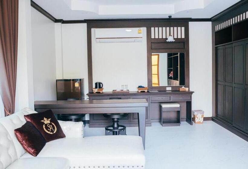 Huen Him Kong Hotel Phrae