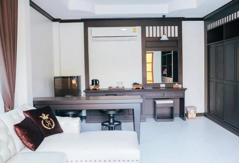 Huen Him Kong Hotel Phrae