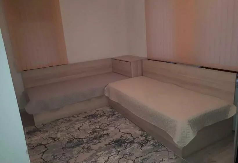 ペンション къща за гости орфей