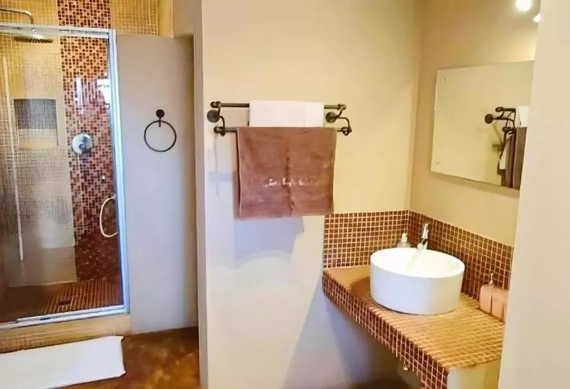 پانسیون Durban Inn