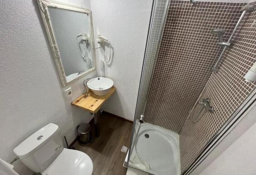 پانسیون Vila Codreanu