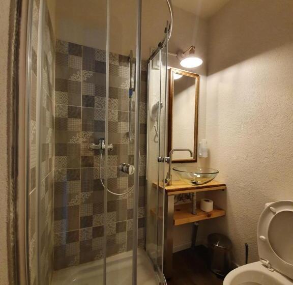 پانسیون Vila Codreanu