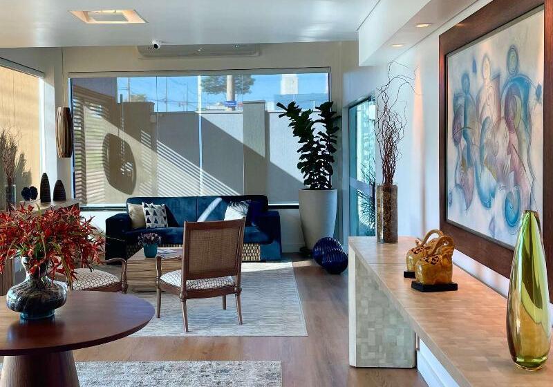 Отель Araraquara By Mercure