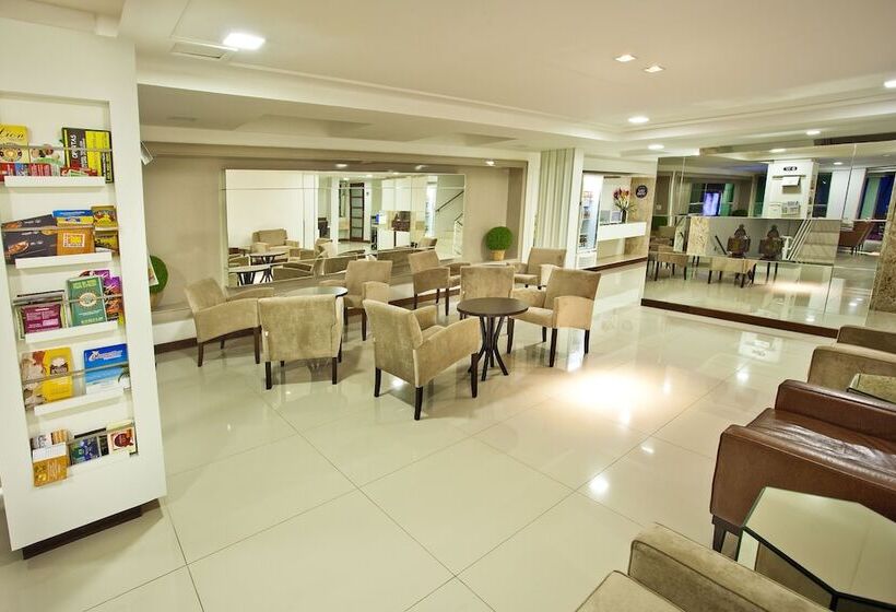 فندق Corais De Tambau