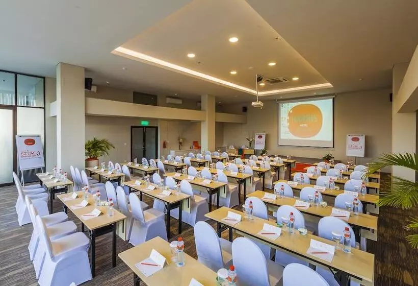 Harris Hotel Seminyak