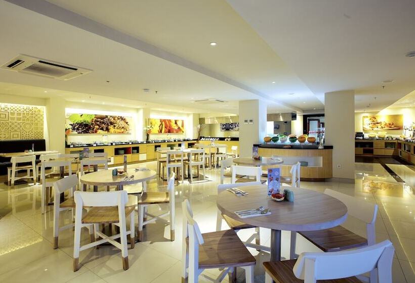 Harris Hotel Seminyak