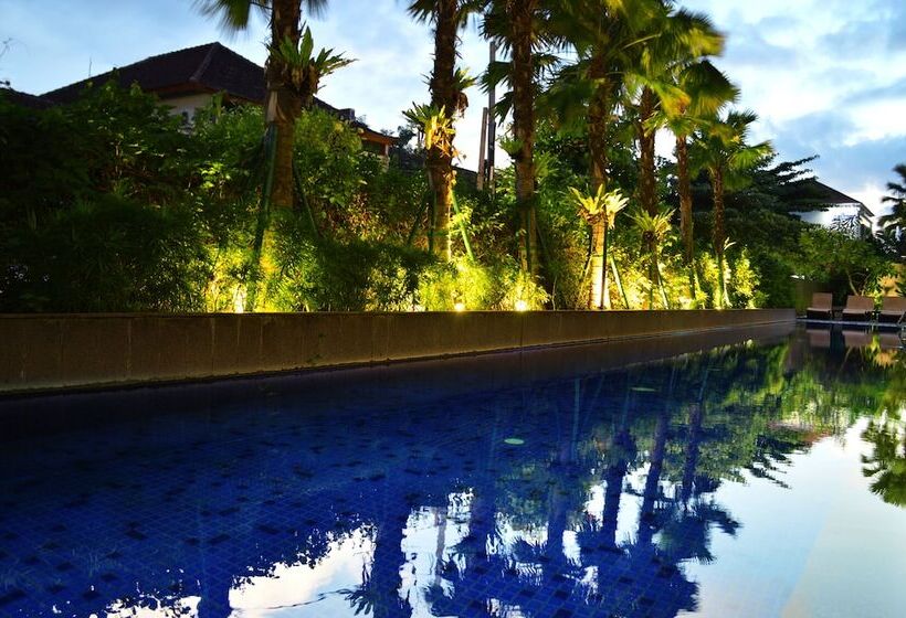 Harris Hotel Seminyak