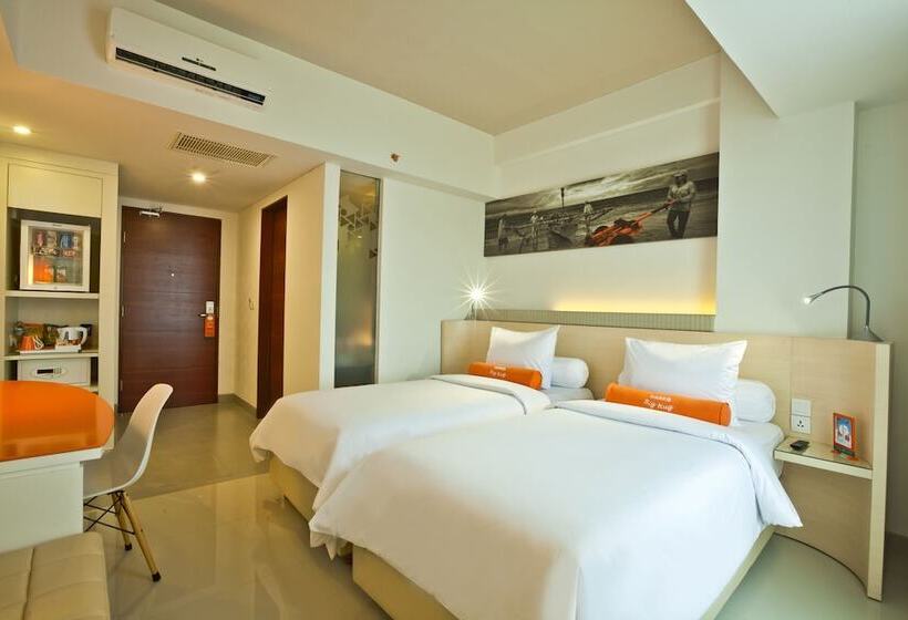 Harris Hotel Seminyak