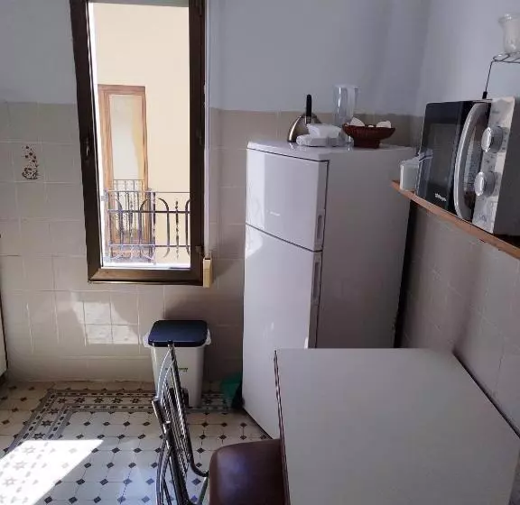 Berleo 1 Piso Completo En Pleno Casco Histórico