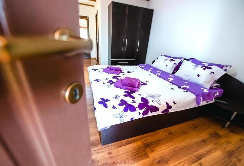 Casa De Vacanta Sadu