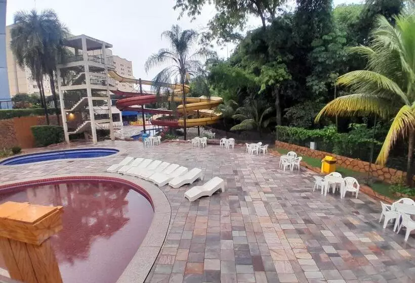 Golden Dolphin Resort   Caldas Novas   Go