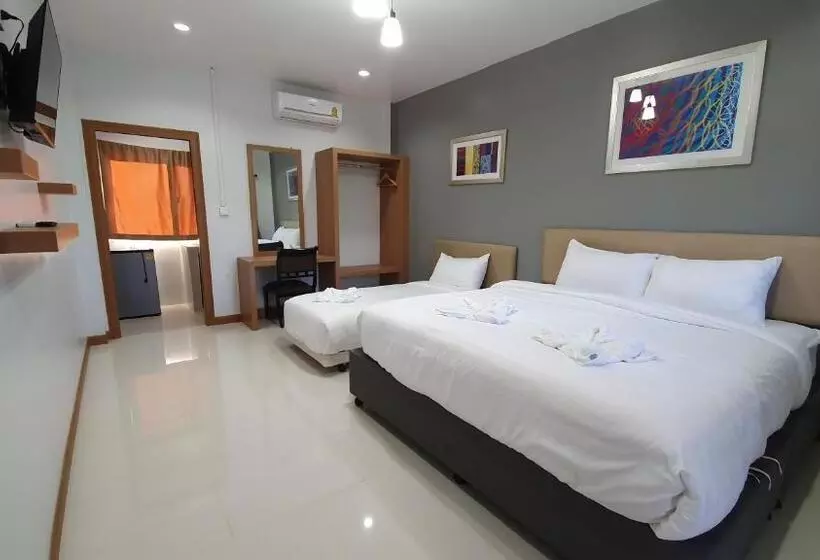 ホテル โรงแรมอินทราเพลส