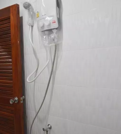 C9 Hotel   โรงแรมซีไนน์