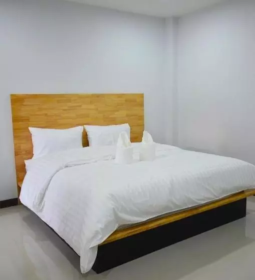 C9 Hotel   โรงแรมซีไนน์