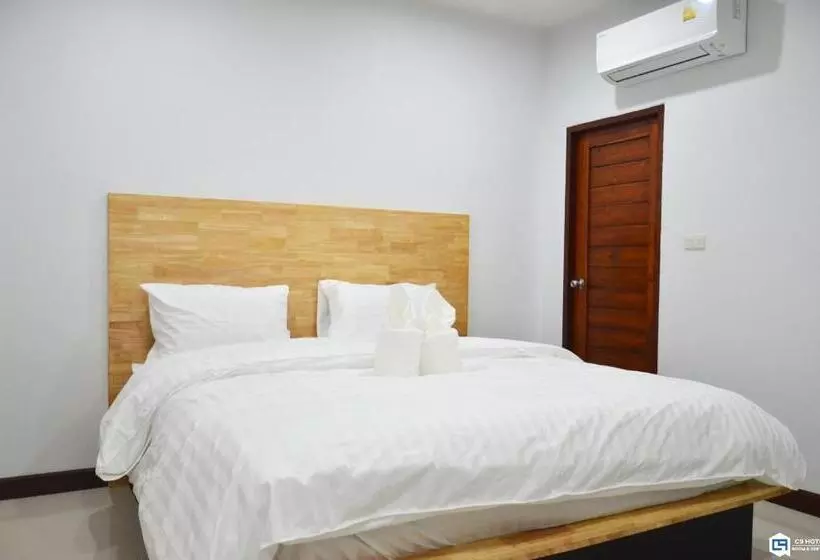 C9 Hotel   โรงแรมซีไนน์