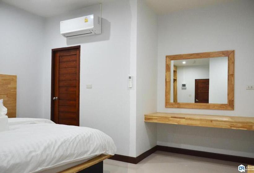 C9 Hotel   โรงแรมซีไนน์