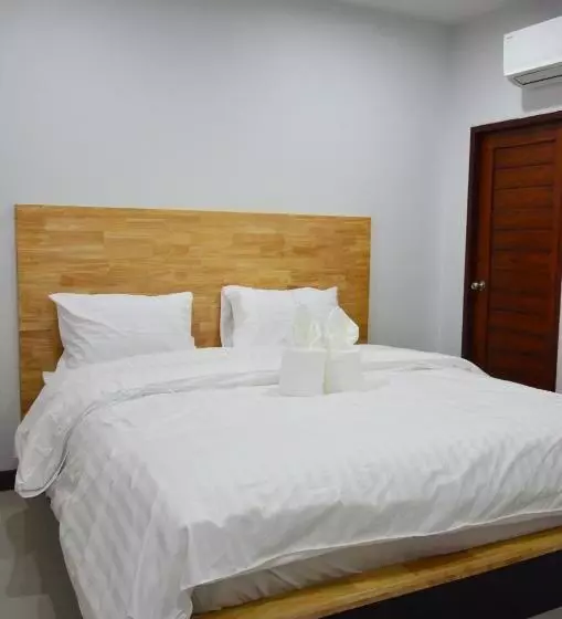 C9 Hotel   โรงแรมซีไนน์