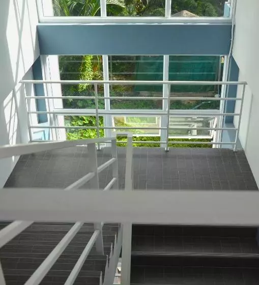 C9 Hotel   โรงแรมซีไนน์