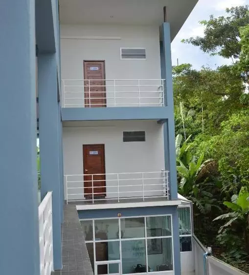 C9 Hotel   โรงแรมซีไนน์