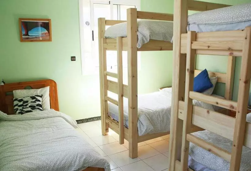 پانسیون Ifni Surf Hostal