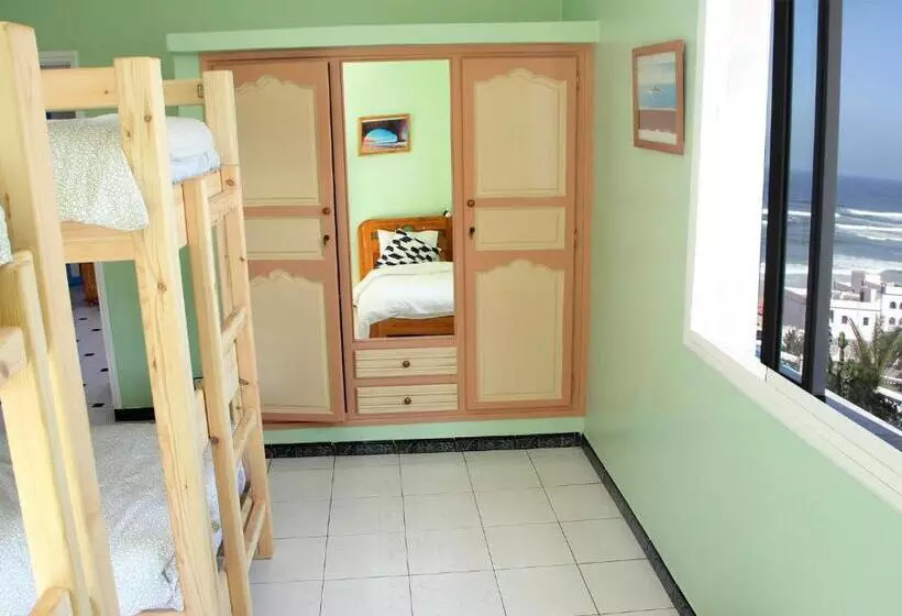 پانسیون Ifni Surf Hostal