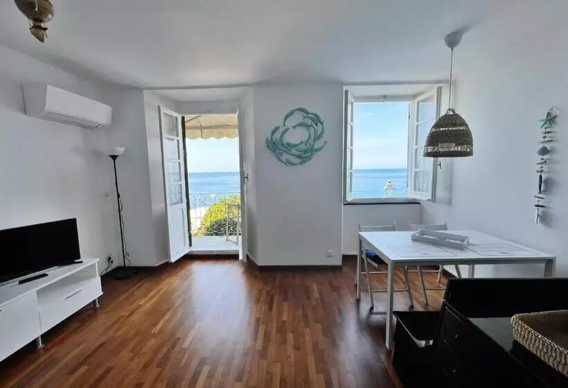 Un Terrazzino Sul Lungomare