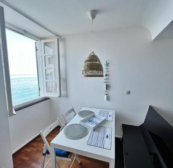 Un Terrazzino Sul Lungomare