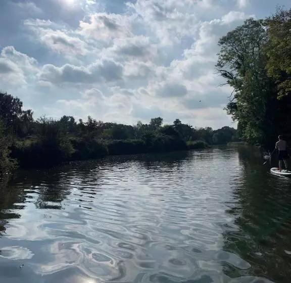 Warwick Town Centre Property