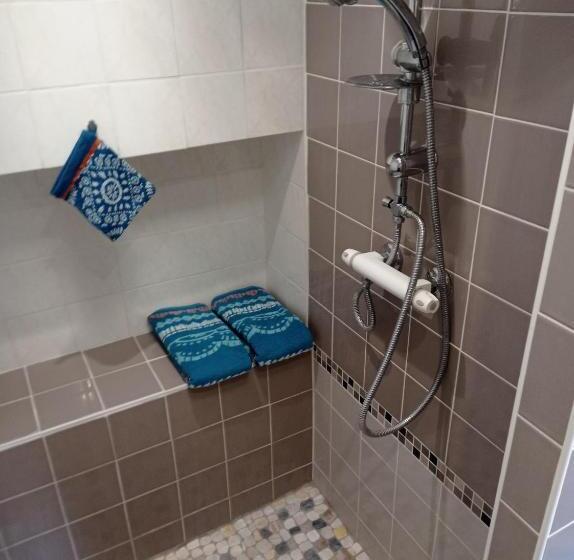 مبيت وإفطار Au Coeur Du Marais