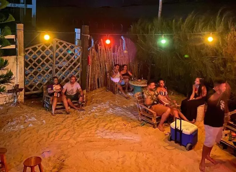 ユースホステル Canoa Roots Camping