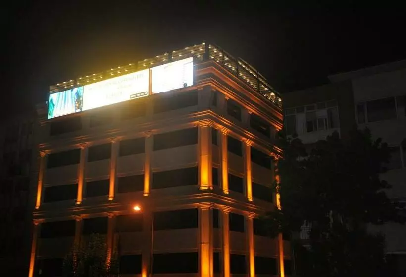 Golaz Sui̇t Otel