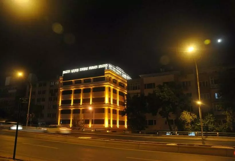 Golaz Sui̇t Otel