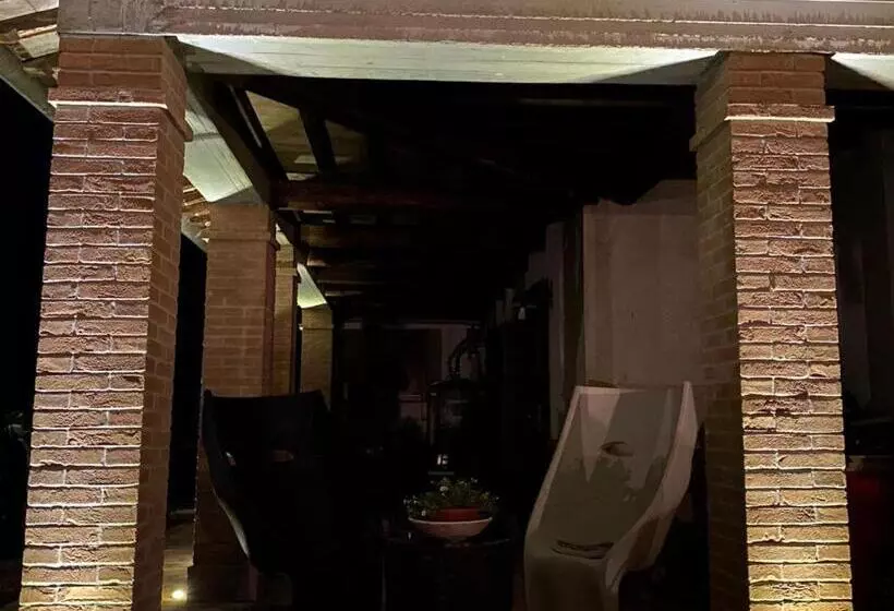 ホテル Agriturismo Casa Orsini
