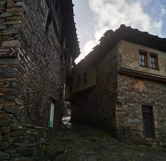 ペンション къща за гости кануш войвода