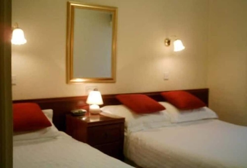 Пансион Gleneagles Albert Road