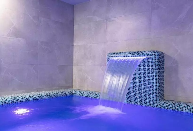 Premium Hotel & Spa
