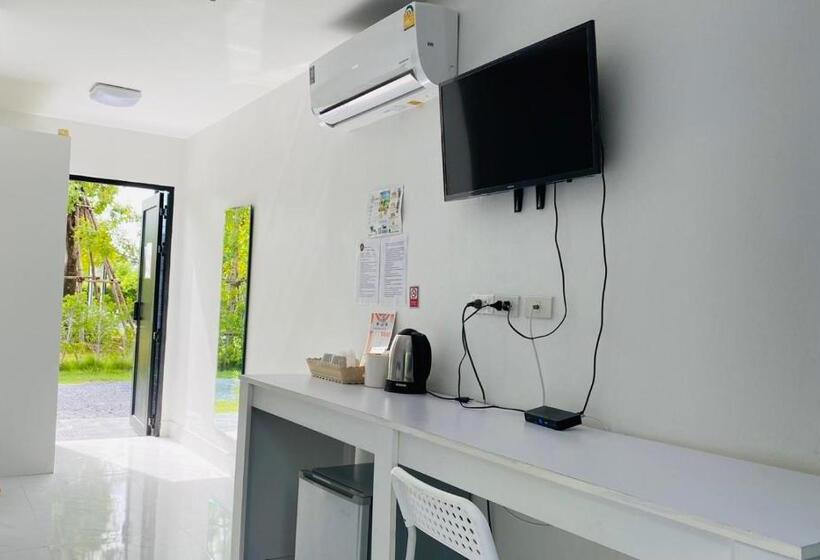 Kurort  I Am Cottage เฮือนแก้วมณี