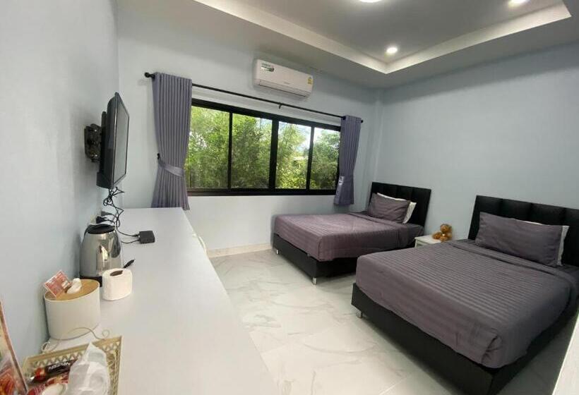 Kurort  I Am Cottage เฮือนแก้วมณี