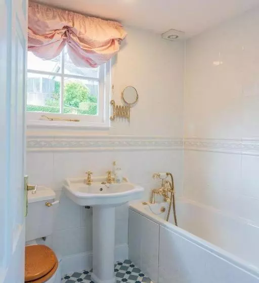 The Old Coach House Salcombe