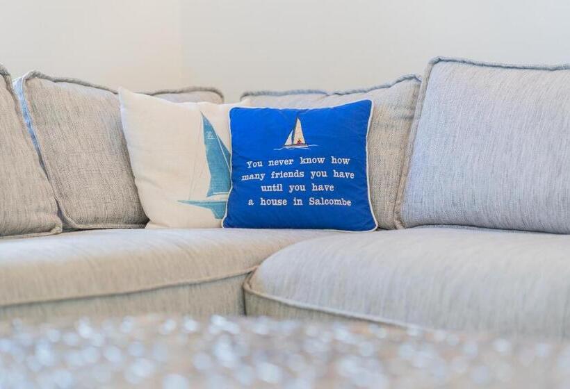 The Old Coach House Salcombe