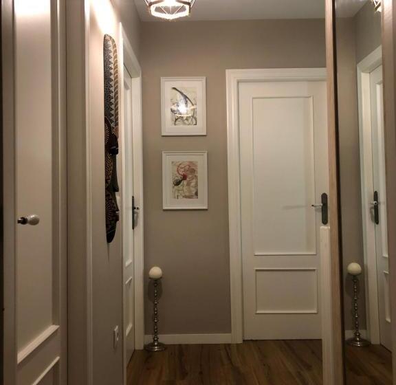 Adosado Para Familias Al Lado De La Playa, Con Piscina