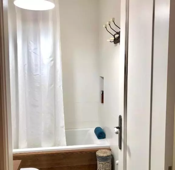 Adosado Para Familias Al Lado De La Playa, Con Piscina