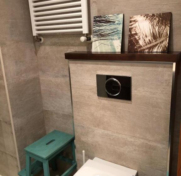 Adosado Para Familias Al Lado De La Playa, Con Piscina