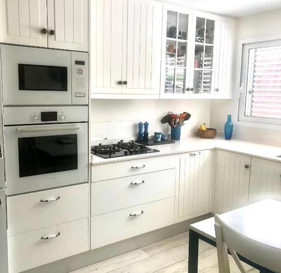 Adosado Para Familias Al Lado De La Playa, Con Piscina