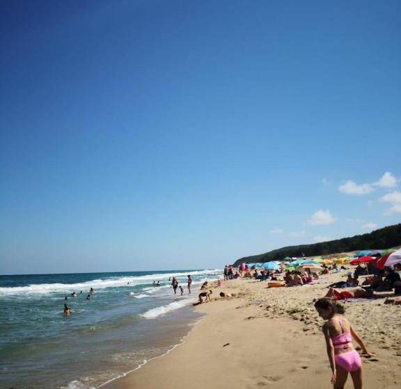 هاستل Weißer Schwan белият лебед