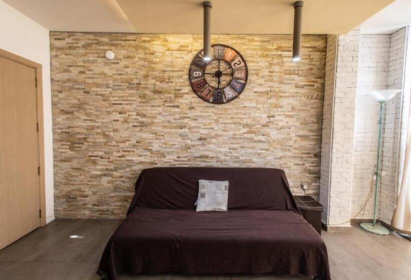 Amazing Seaview Duplex Penthouse