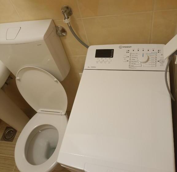 Apartment Lake Story