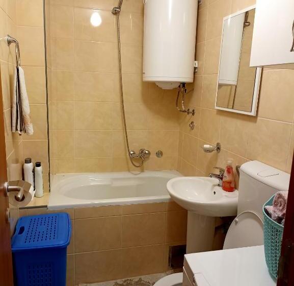 Apartment Lake Story